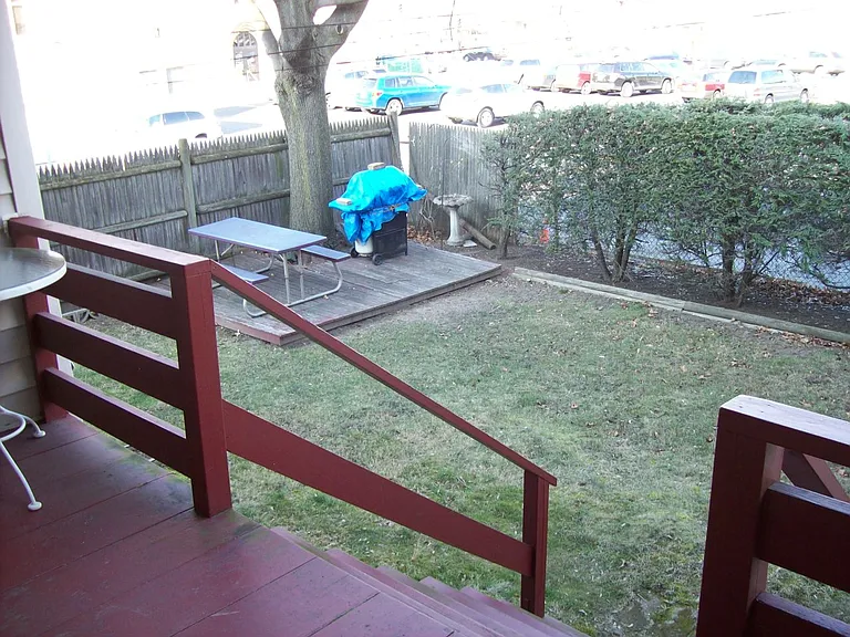 Mount Auburn St — Photo 8