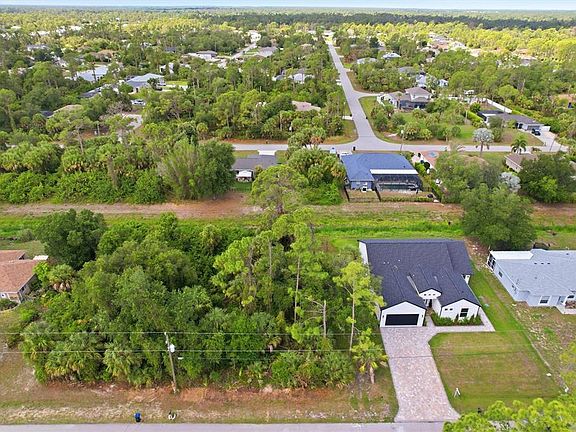 3rd image of Oregon Ln Lot 12