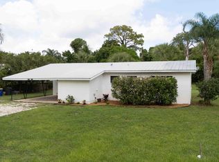 1849 NW Pine Tree Way, Stuart, FL 34994