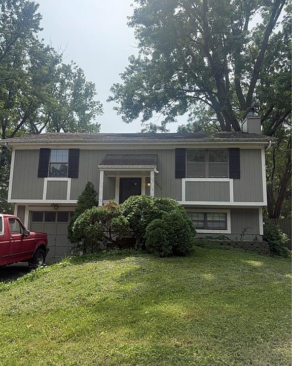 1st image of 9675 W 61st St