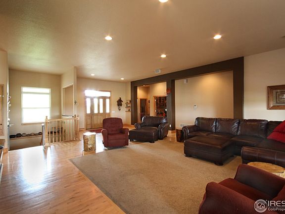 5th image of 345 N Shore Cir
