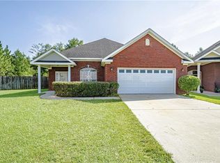 218 Mizell Cir, Saraland, AL 36571