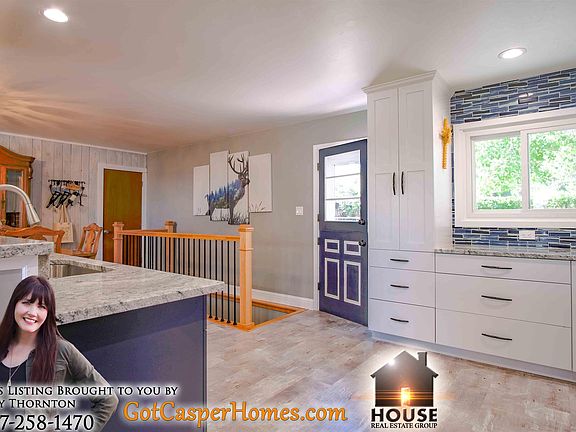 5th image of 3028 Aspen Dr