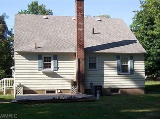 351 W Burr Oak St, Centreville, MI 49032