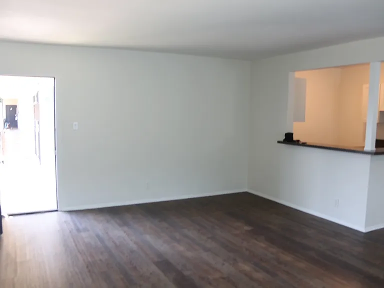 2059 S Spinnaker St #3 — Photo 1