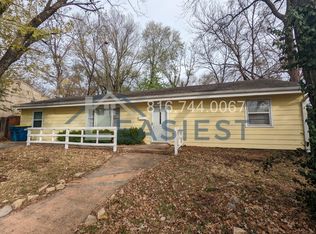 327 S Ridge Ave, Liberty, MO 64068
