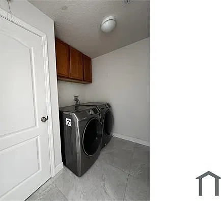 4 bed, 2000 sqft, $4,200 — Photo 3