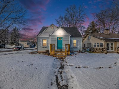 200 E Hoffman St, Three Rivers, MI, 49093
