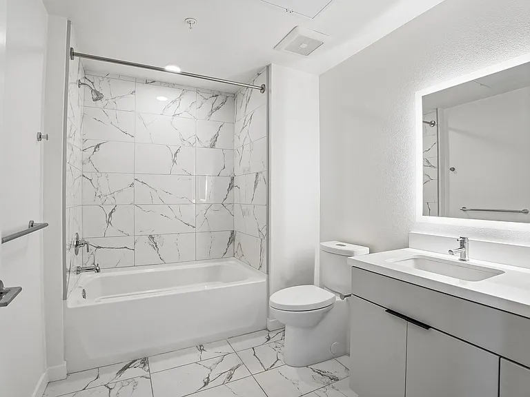 Kara Apartment in Koreatown — Photo 36