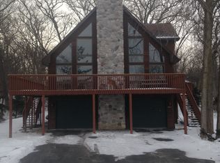 1927 Candlewick Dr SW, Poplar Grove, IL 61065