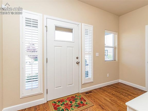 4th image of 728 Seawell Dr