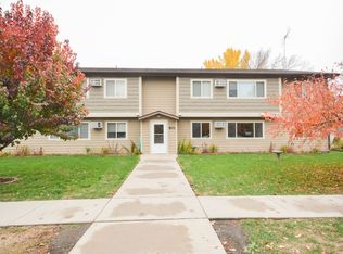 801 6th St NE, Stewartville, MN 55976