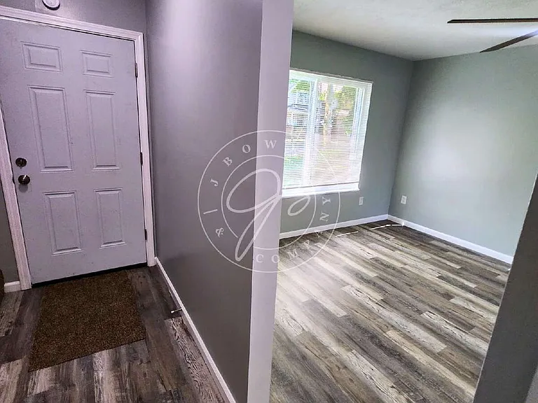 1144 Fernwood Ave — Photo 10