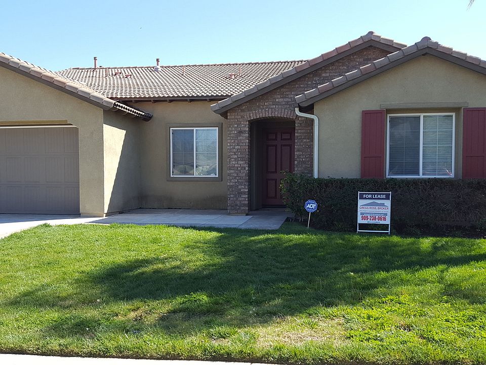 1st image of 31829 Silk Vine Dr