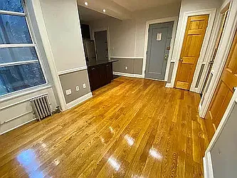 Rented by Denise Rosenblum, LREB