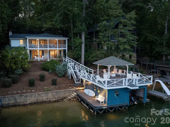 183 Blarney Rd, Lake Lure, NC 28746
