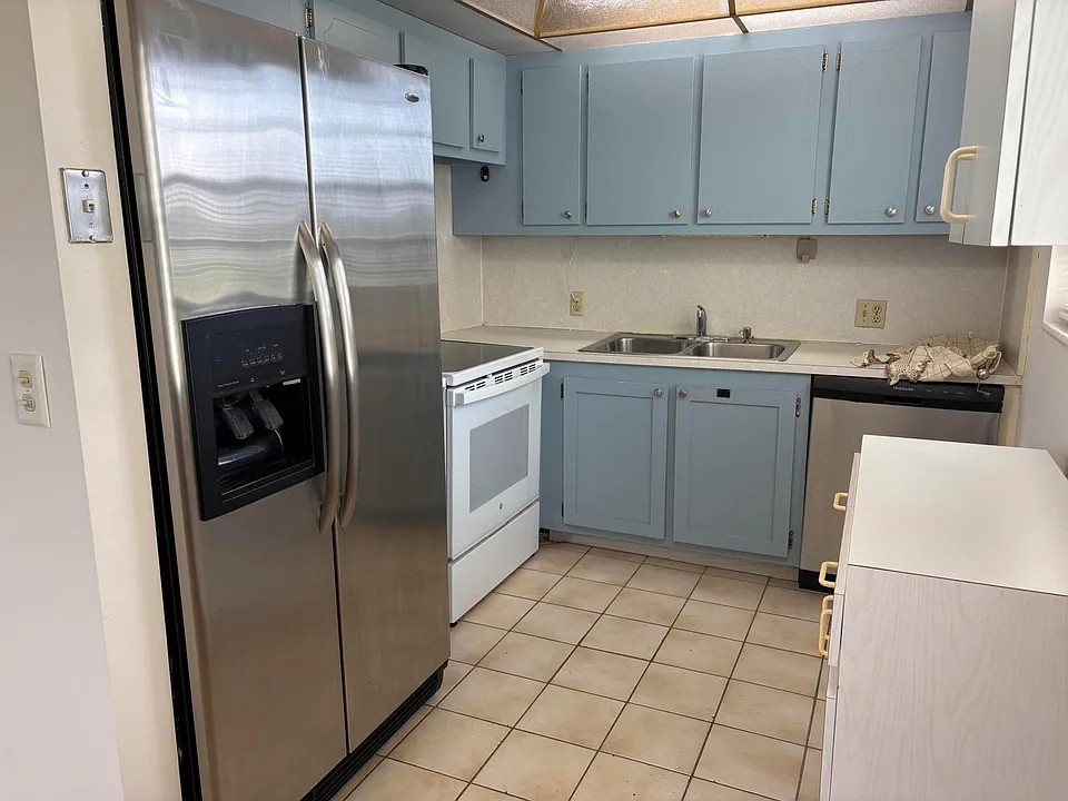 186 Dorset E