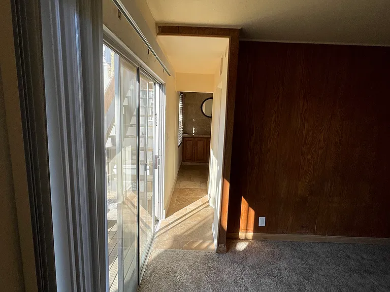 2409 Manhattan Ave #A — Photo 14