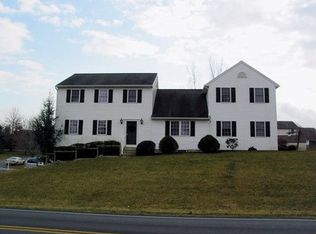 1359 Oberholtzer Ln, Denver, PA 17517