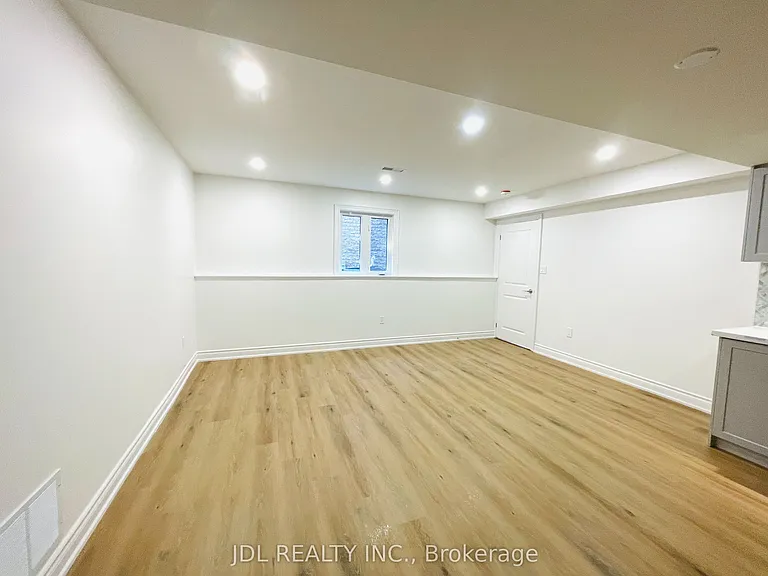 8 Tascona Ct #2 — Photo 5