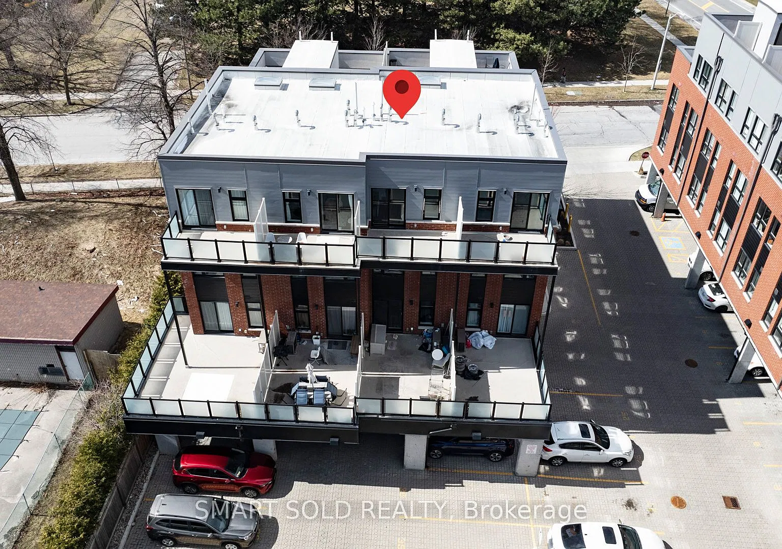 4 bed, $3,100 — Photo 2