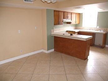 2nd image of 1348 N Jones Blvd