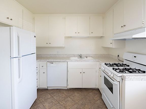 3rd image of 4236 Parks Ave #14