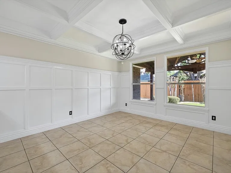 14668 Blakehill Dr — Photo 35