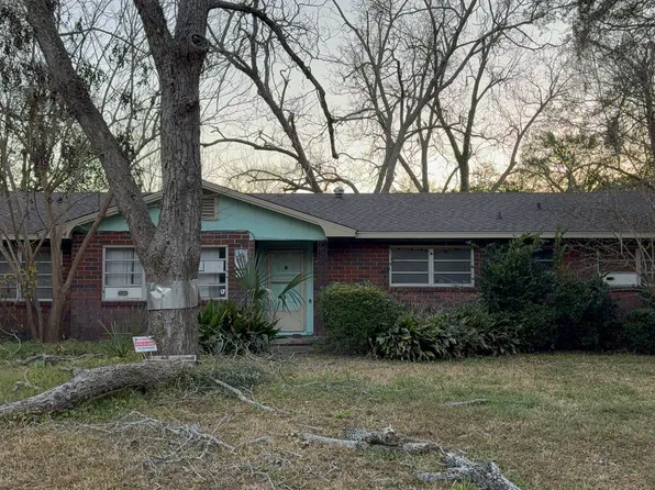 188 Highland Park Dr, Brunswick, GA 31523