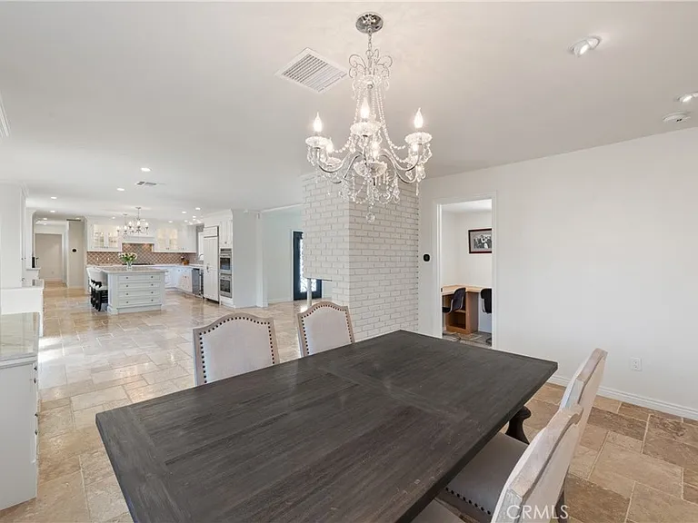 72408 Desert Dr — Photo 13