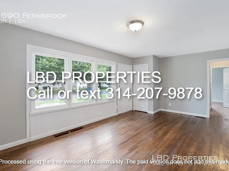1690 Fernbrook Dr — Photo 9