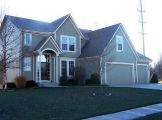 441 SE Stillwater Dr, Lees Summit, MO 64063
