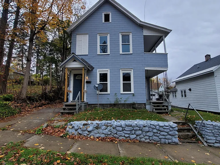 114 Lincoln St #1 — Photo 13