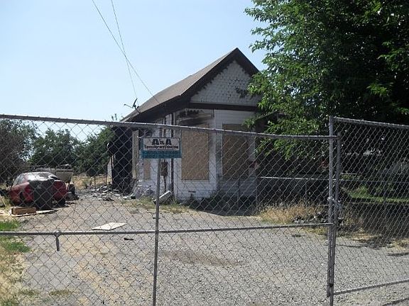 3rd image of 1749 S Drake Ave
