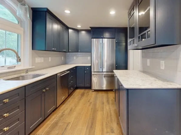 55 Brentwood St, Malden, MA 02148