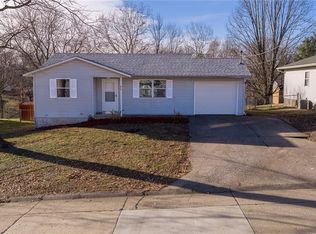 425 Sycamore St, Jackson, MO 63755
