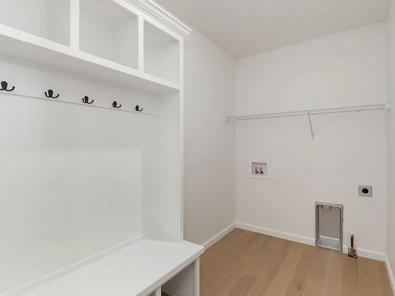 2503 Treeline Dr — Photo 21