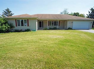 5310 Hinman Rd, Lockport, NY 14094