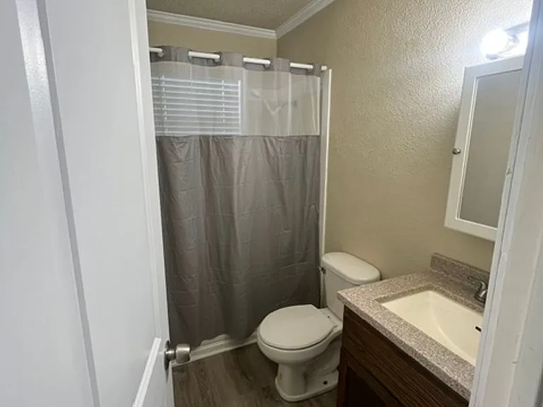 223 LCR 900 — Photo 9