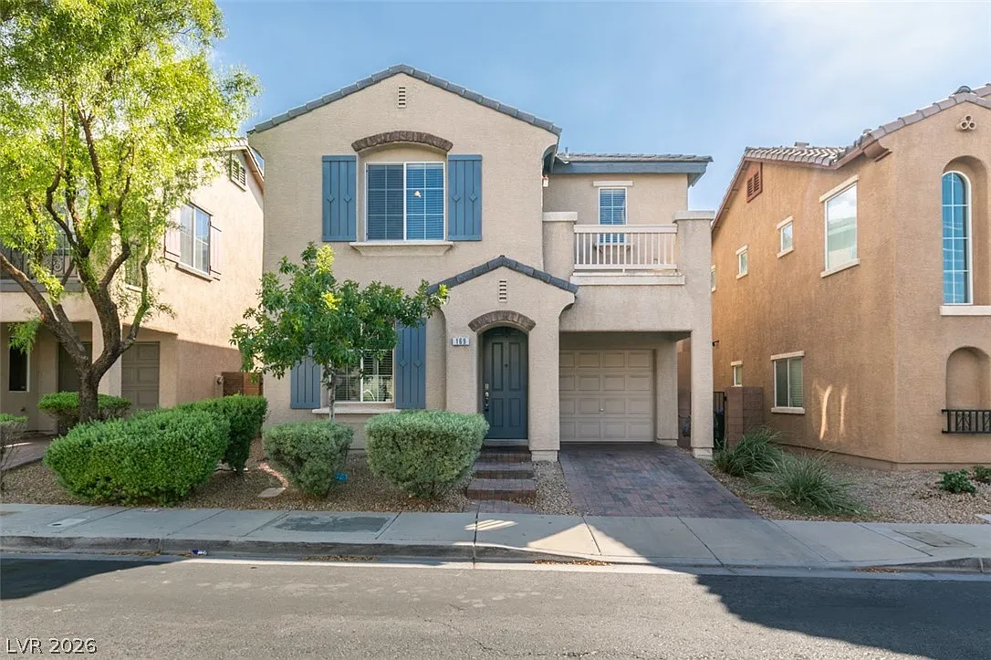 3 bed, 2.5 bath, 1332 sqft, $1,695 — Photo 1