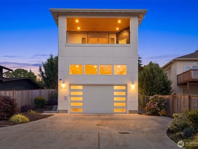 8121 35th Street W, University Place, WA, 98466