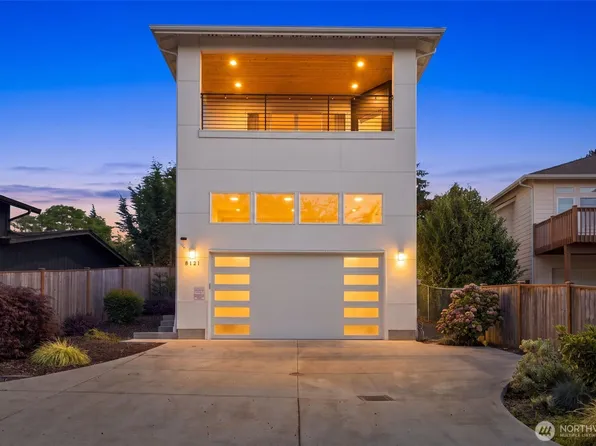 8121 35th Street W, University Place, WA 98466