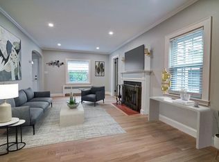 60 Warwick Dr #60, Westwood, MA 02090