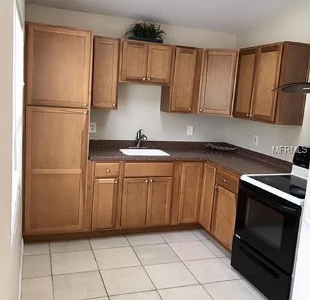 3rd image of 1410 Thistledown Dr