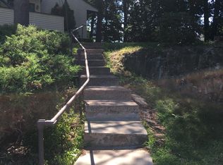 255 Cottonwood Rd, Newington, CT 06111