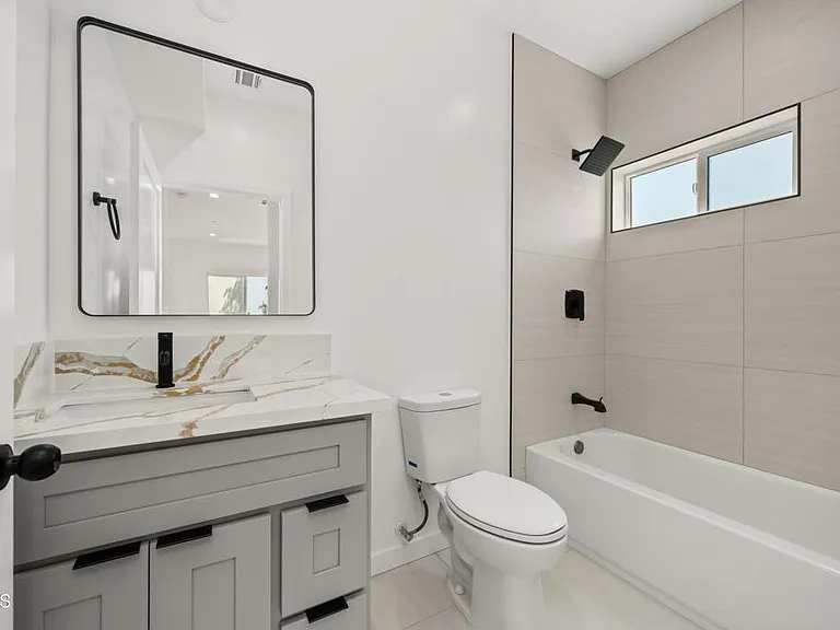 3564 N Eagle Rock Blvd #1 — Photo 26