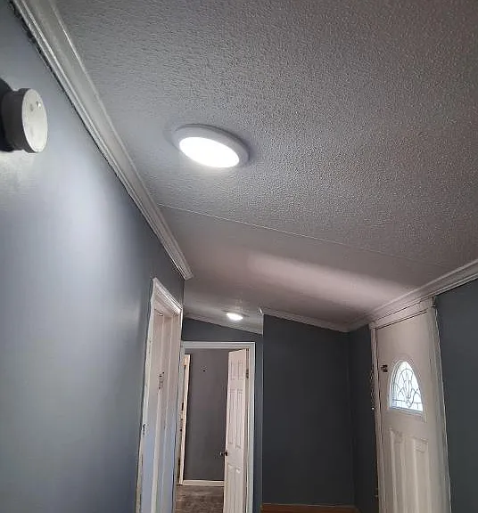 15498 Lakeshore Dr — Photo 1