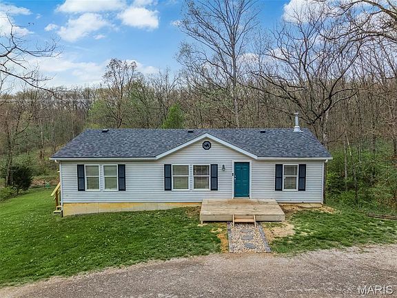 3rd image of 25847 Pendleton Forest Rd