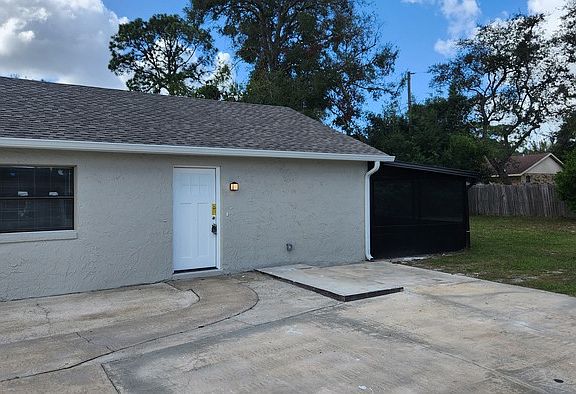 3rd image of 1492 Providence Blvd