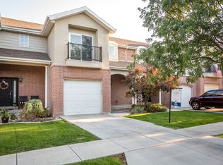 251 E Sunshine Dr, Saratoga Springs, UT 84045